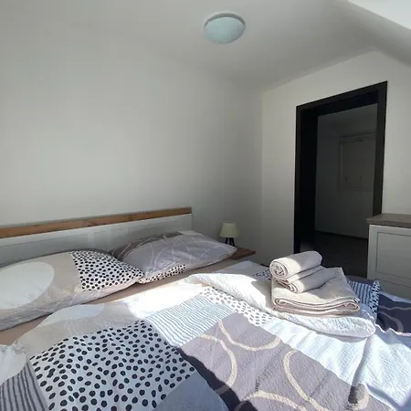 Guest house U Adama
