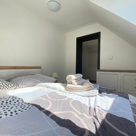U Adama Guest house