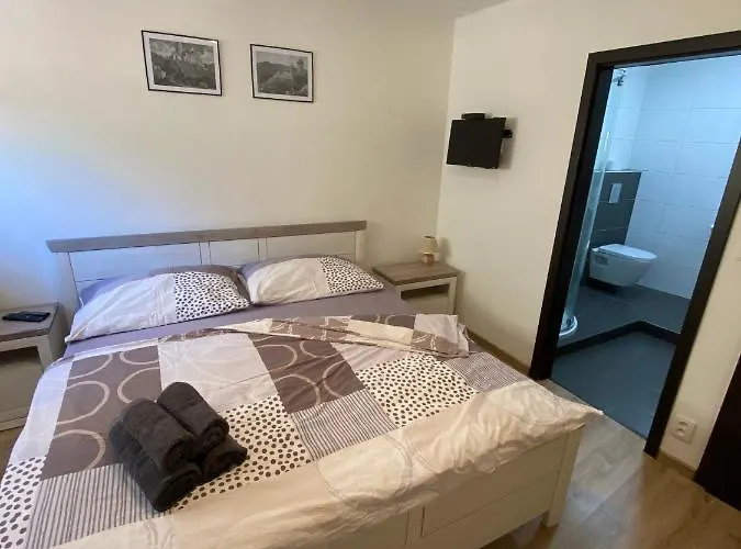 Pensión U Adama Karlštejn
