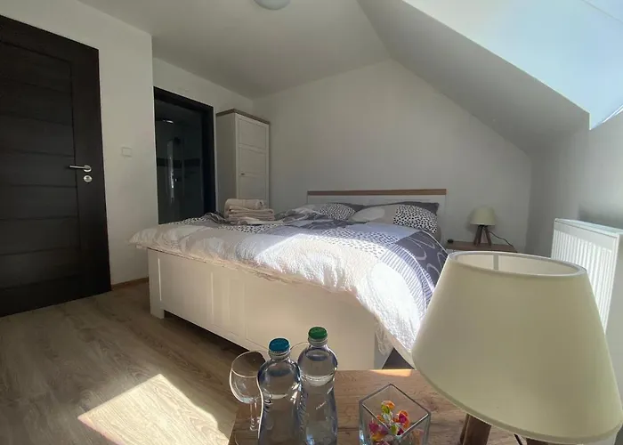 U Adama Karlštejn